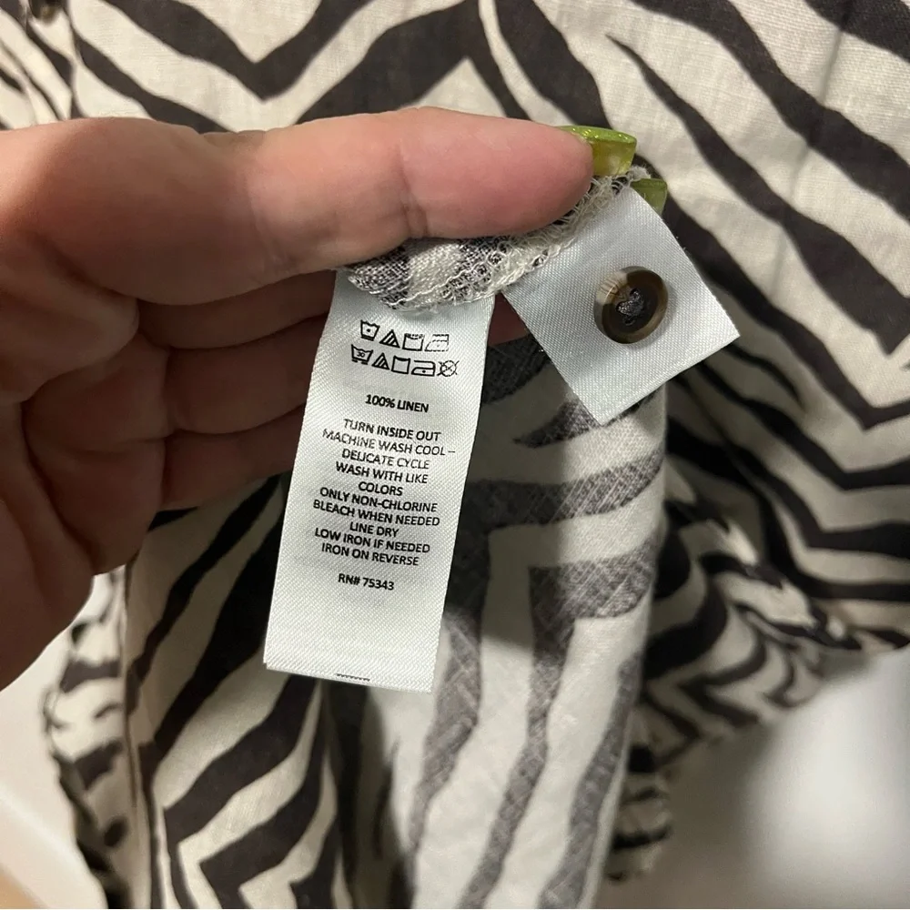 100% Linen Zebra Print Button-Front Shirt Dress Size Medium Lightweight Animal - Picture 5 of 7